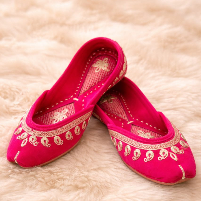 Rose Gulab Jutti