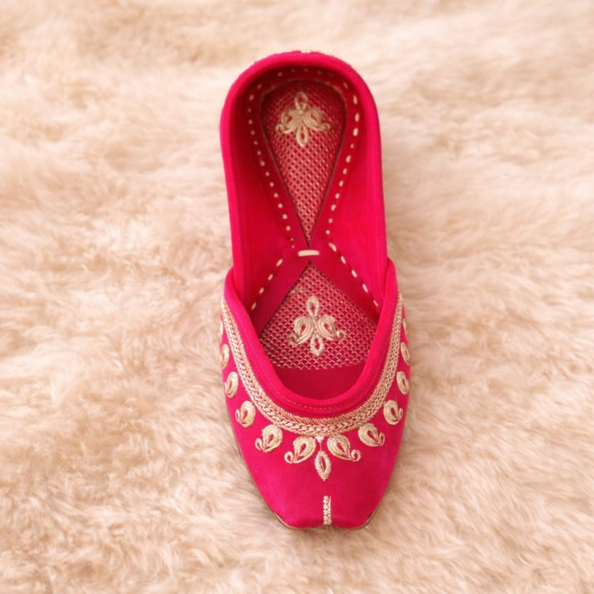 Rose Gulab Jutti